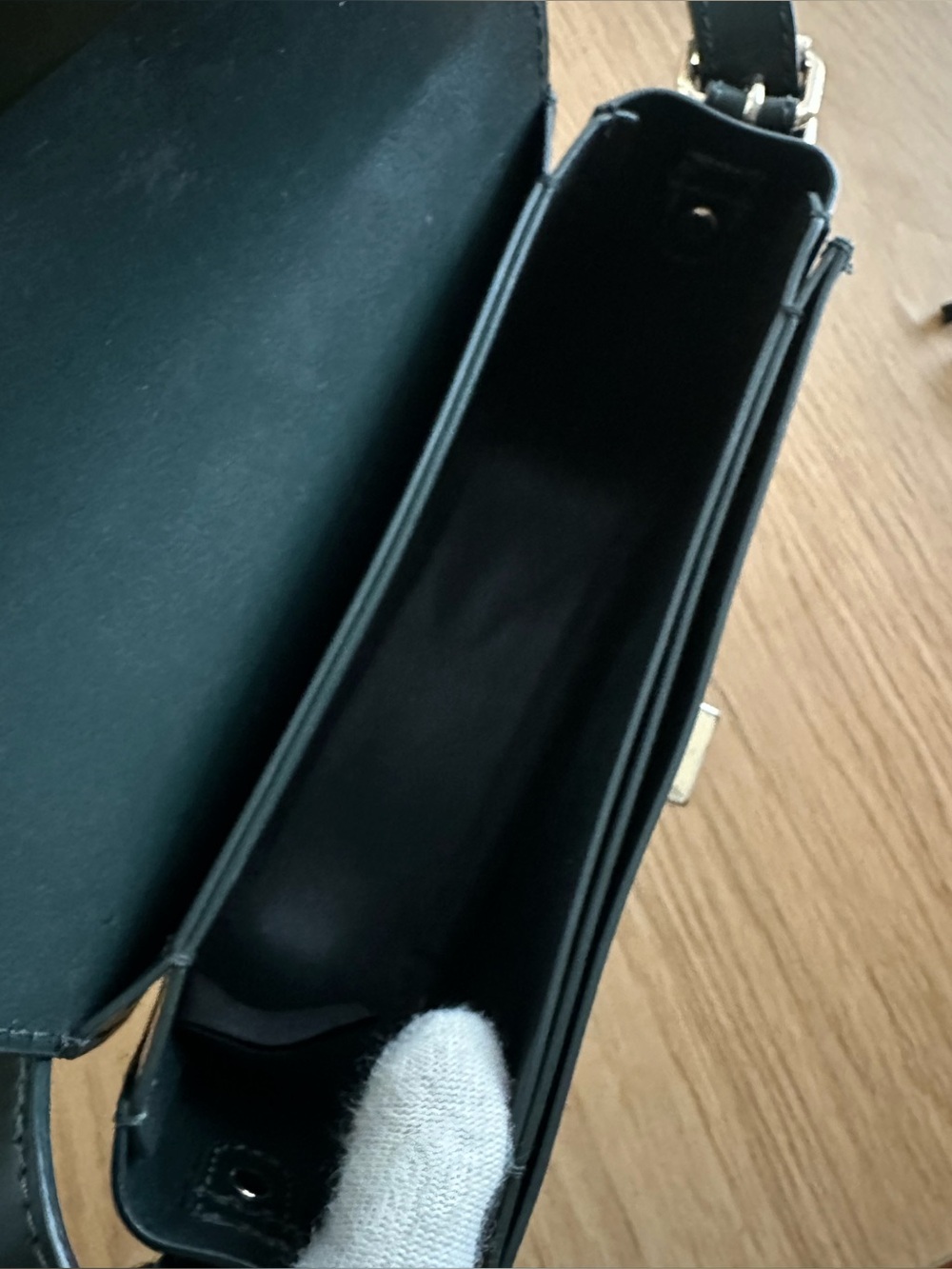 Lacoste Crossbody Bag - Picture 4 of 12